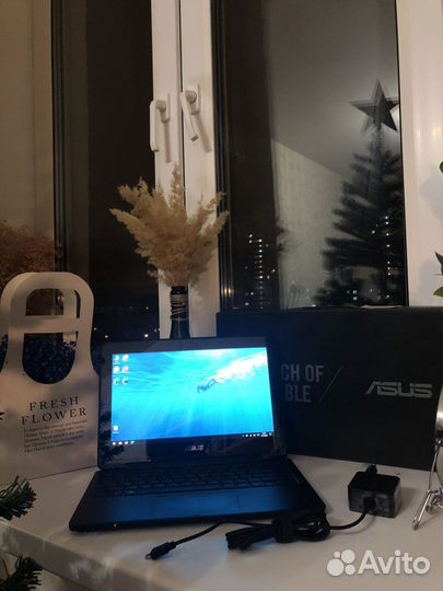 Asus Transformer Book Flip tp200sa