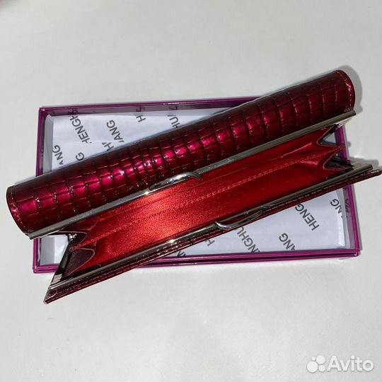 Женский кошелек из кожи