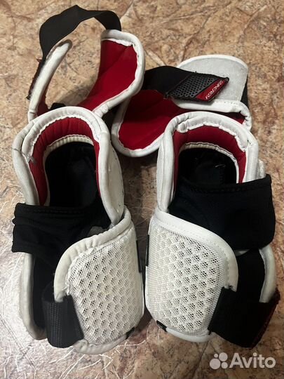 Налокотники хоккейные sr s