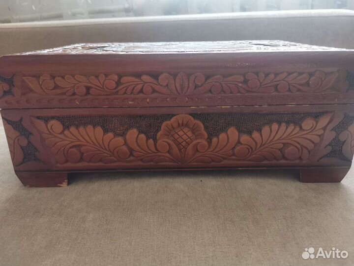Шкатулка деревянная