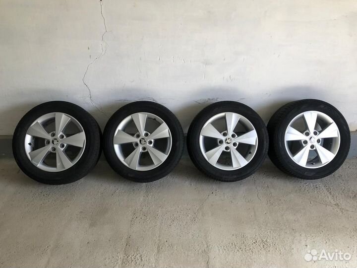 Диски литые R16 Skoda Octavia A7 оригинальные