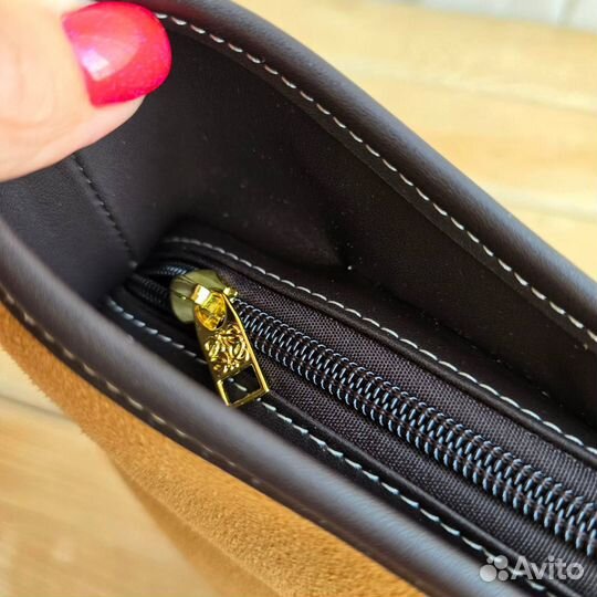 Замшевая сумка Loewe