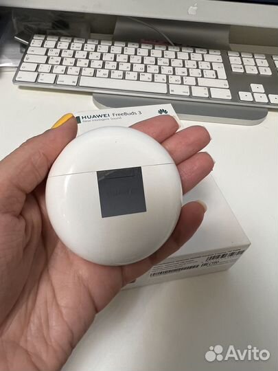 Наушники huawei freebuds 3 (только кейс)
