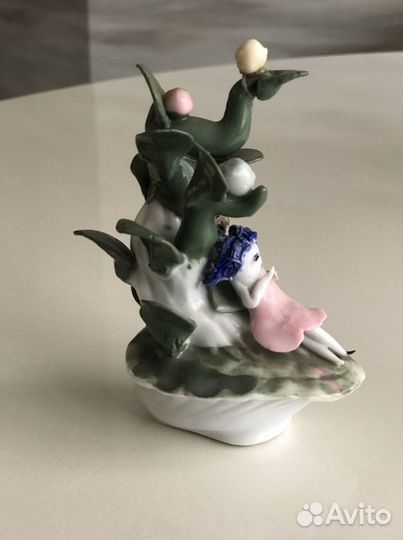 Фарфоровая статуэтка Англия