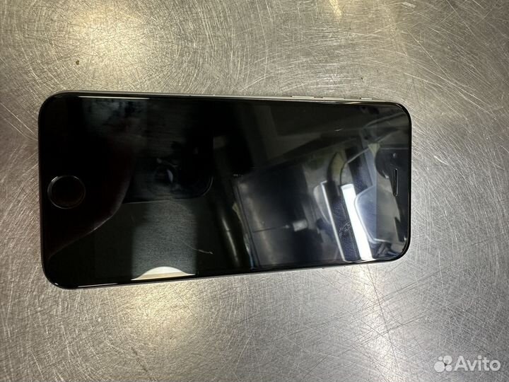 iPhone 6, 32 ГБ