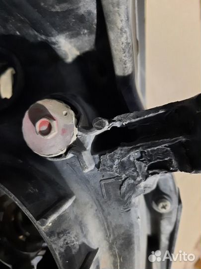 Фара ксенон передняя левая Toyota Camry V50 2012