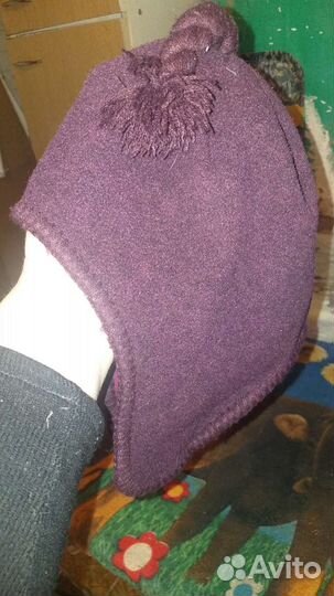 Шапка шлем женская. Яйца куриные из деревни