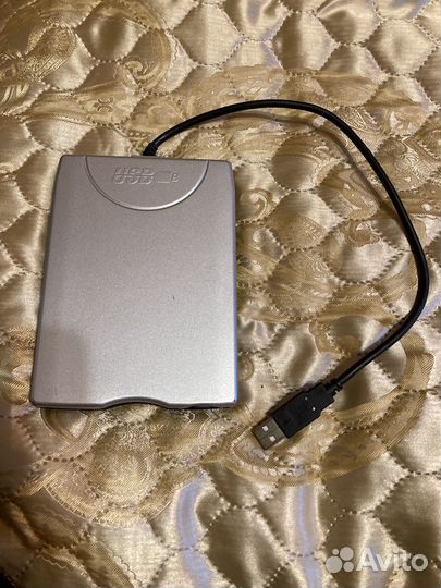 Внешний флопи дисково