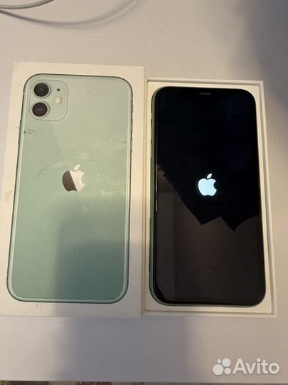 Телефон iPhone 11