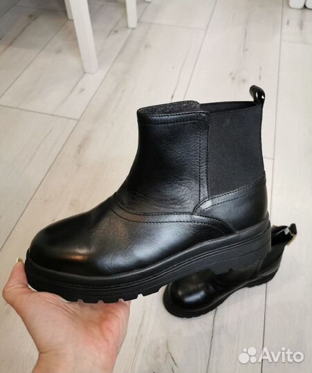 Сапоги zara для девочки 36 размер