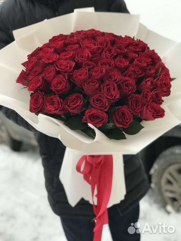 101 роза в форме сердца