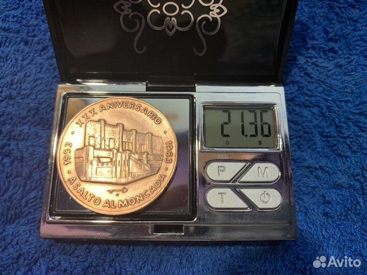 Медаль,жетон.XXX aniversario 1983 года