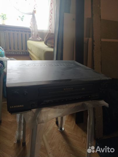 Видеомагнитофон