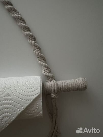 Держатель для бумажных полотенец макраме