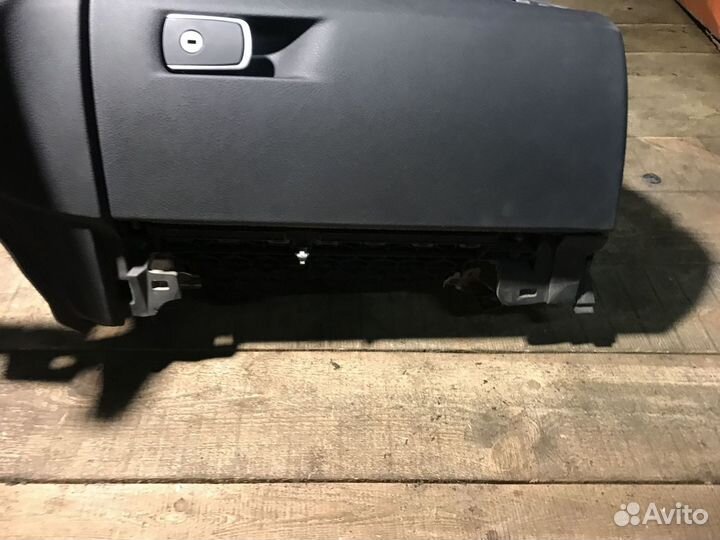 Торпедо стрелянная BMW F30 Ф30