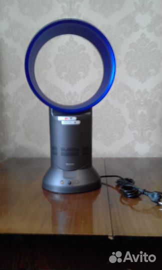 Безлопастный вентилятор цвет чёрный