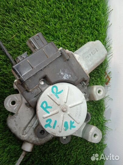 Механизм стеклоподъемника задний правый Mitsubishi