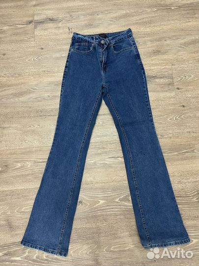 Джинсы женские
