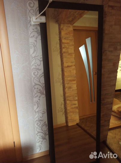 Зеркало напольное