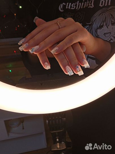 Мастер маникюра и педикюра