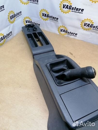Центральная консоль VW Polo 9N 2002