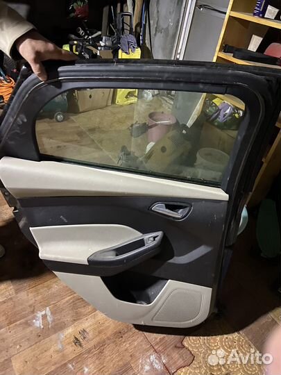 Дверь на ford focus 3