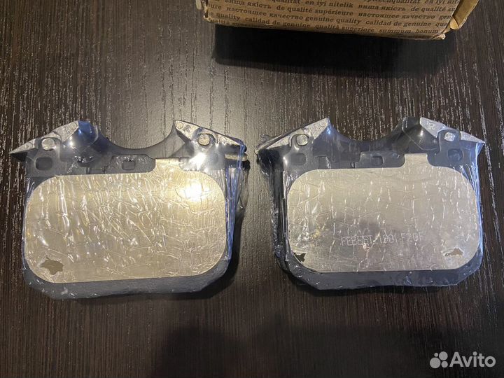 Передние тормозные колодки BMW F20