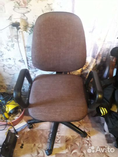 Компьютерное кресло