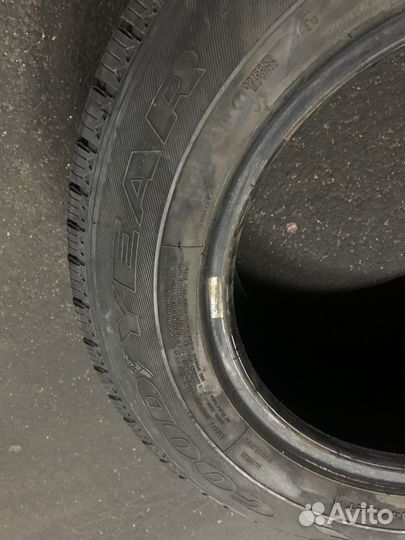 Goodyear Cargo Ultra Grip 2 215/65 R15C 104T