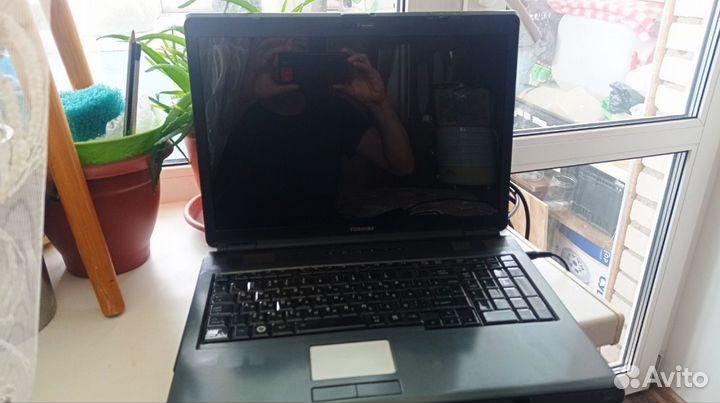 Ноутбук toshiba сателлит