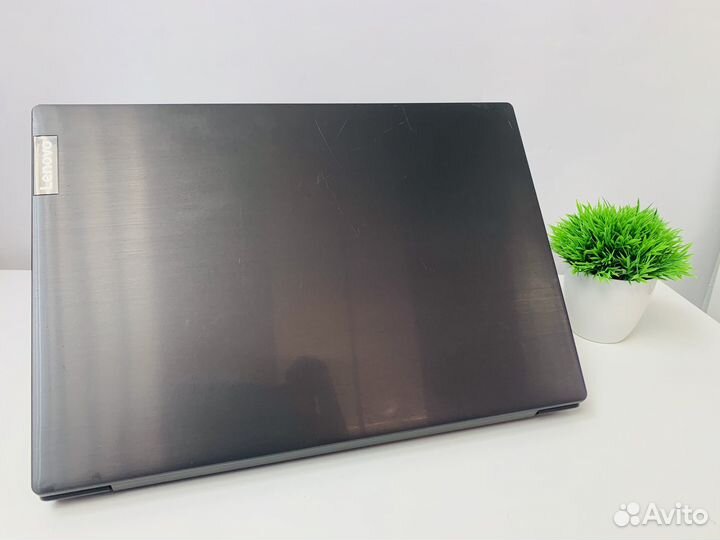 Ноутбук Lenovo