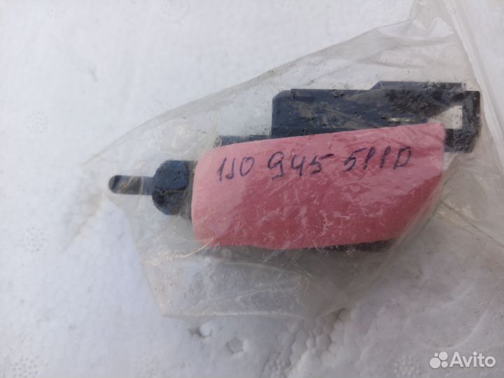 Датчик стоп-сигнала VW Polo/Sharan