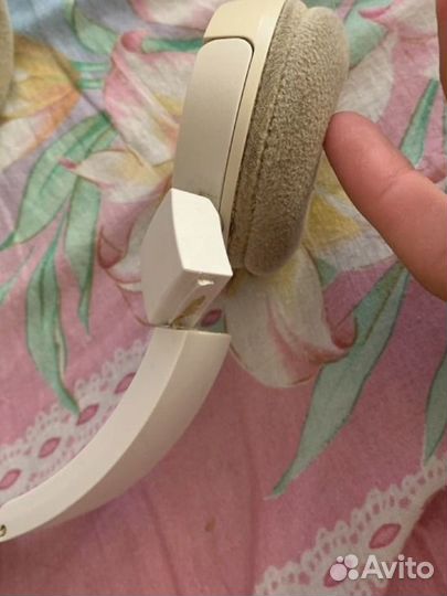 Беспроводные наушники jbl