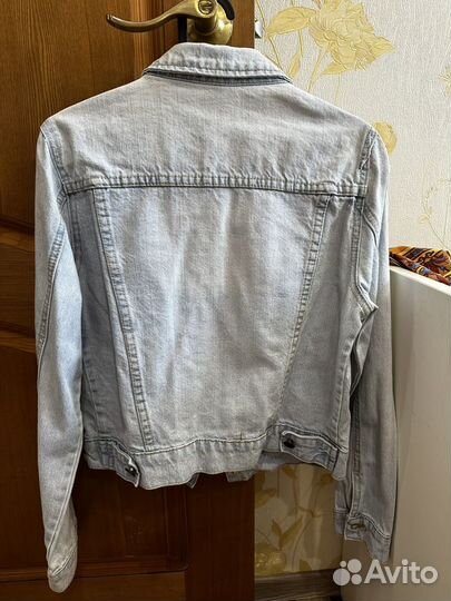Джинсовая куртка