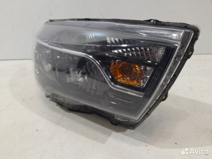 Фара правая LADA Vesta 2015