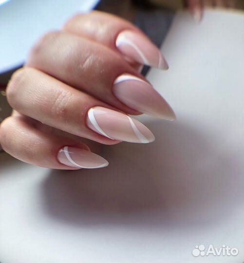 Маникюр педикюр