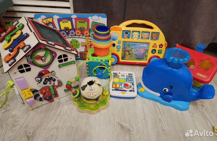 Развивающие игрушки пакетом