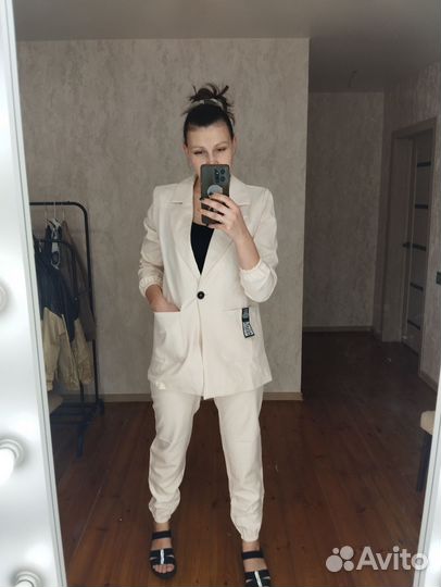 Костюм брючный