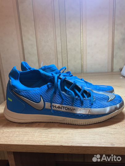 Футзалки nike phantom