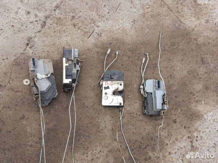 LADA granta комплект замков