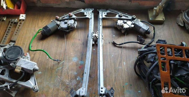 Стеклоподъемники электр комплект Мерседес 190