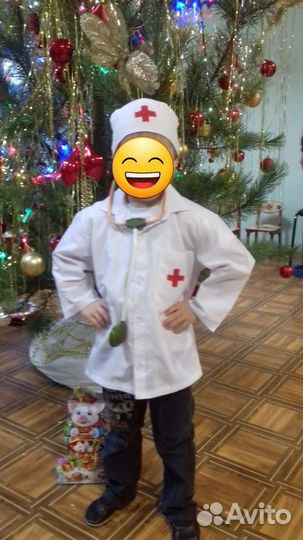 Новогодний карнавальный костюм доктор