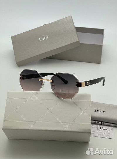 Очки солнцезащитные Dior