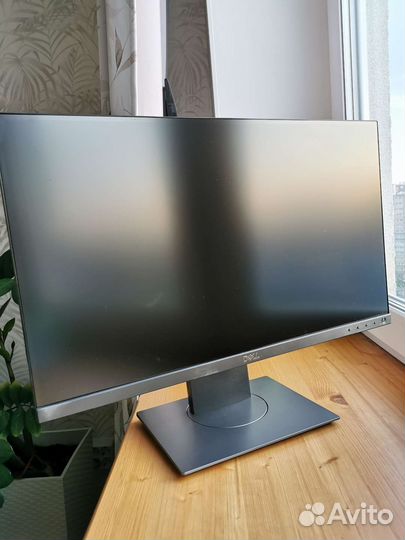 Монитор Dell P2418D