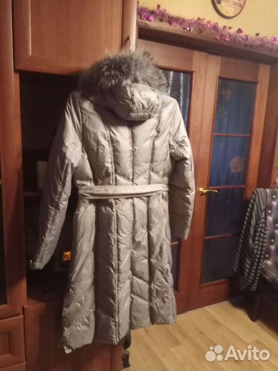 Пуховик женский