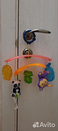 Fisher-Price Newborn Мобиль Веселые животные