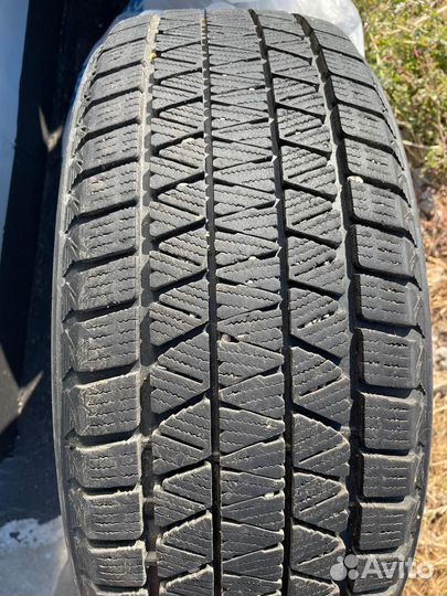 Bridgestone Blizzak DM-V3 235/55 R19