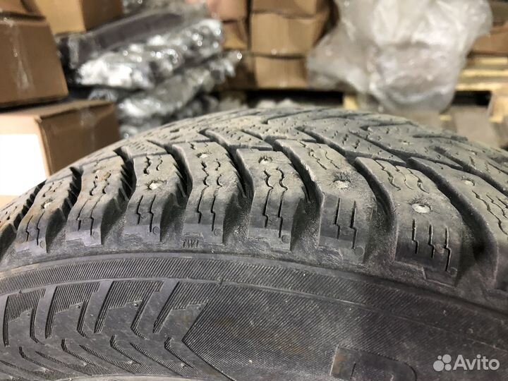 Nokian Tyres Hakkapeliitta 8 185/65 R15 92T