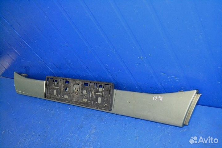 Накладка переднего бампера, центральная volvo FH