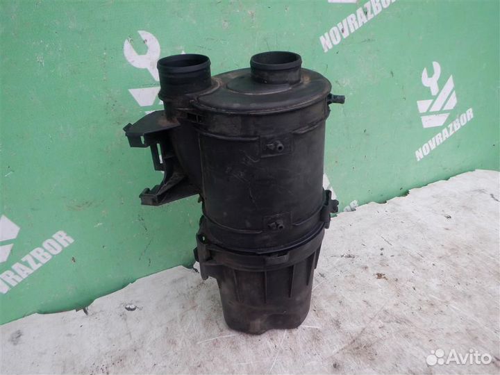 Корпус воздушного фильтра Рено Кенгу Кангу